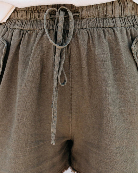 Casual Mid-waist Lace-up Pocket Shorts
